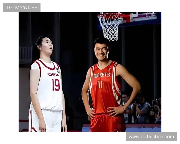 杨丽专访：从青涩少女到篮球明星的奋斗与成长之路